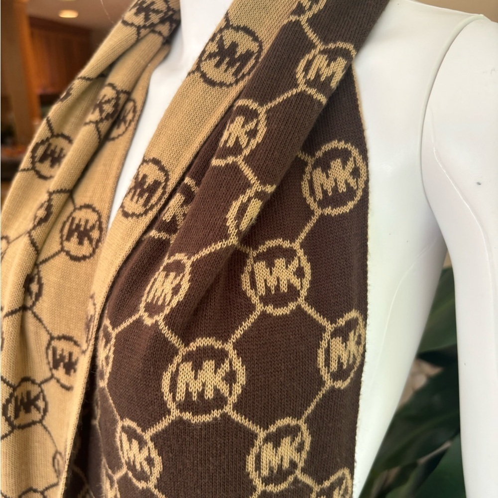 Michael Kors Brown and Tan Logo Scarf - Picture 4 of 5